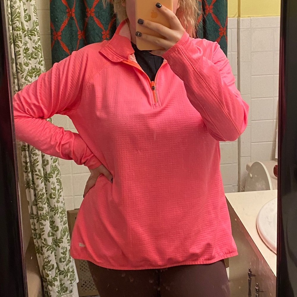 Women’s workout quarter-zip sweater